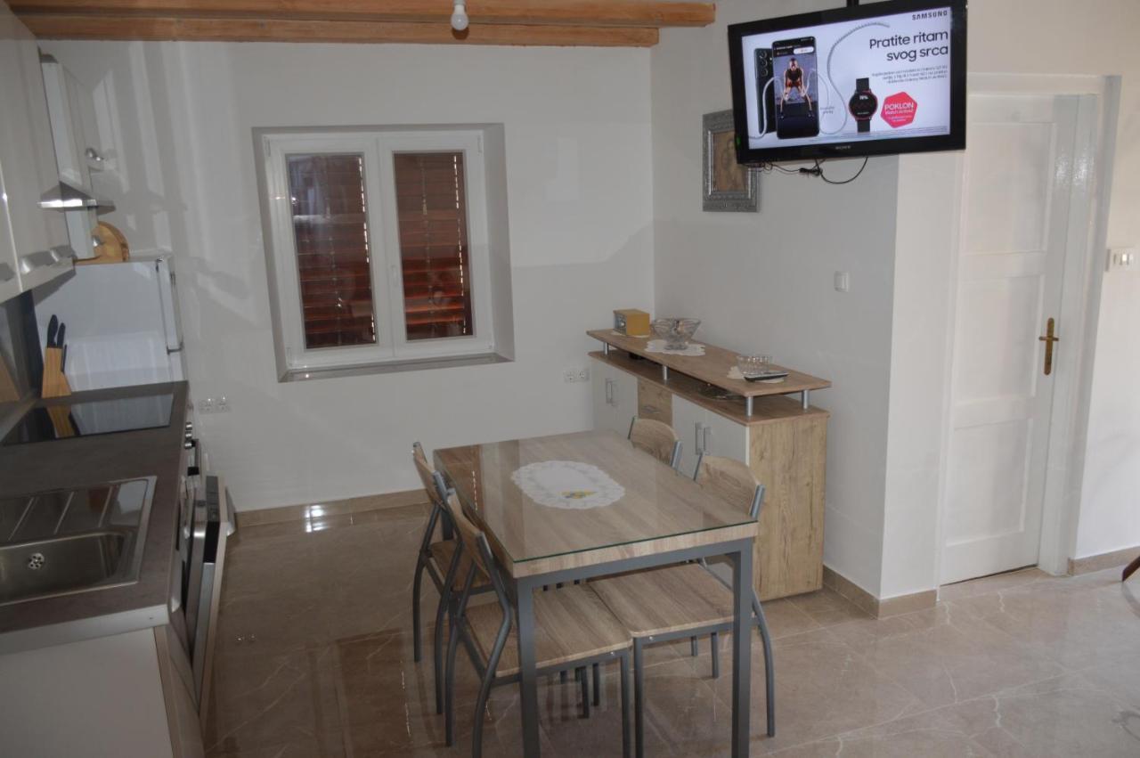 Studio Apartman Kata Prvic Sepurine Extérieur photo