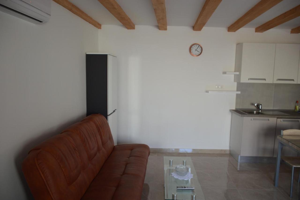 Studio Apartman Kata Prvic Sepurine Extérieur photo
