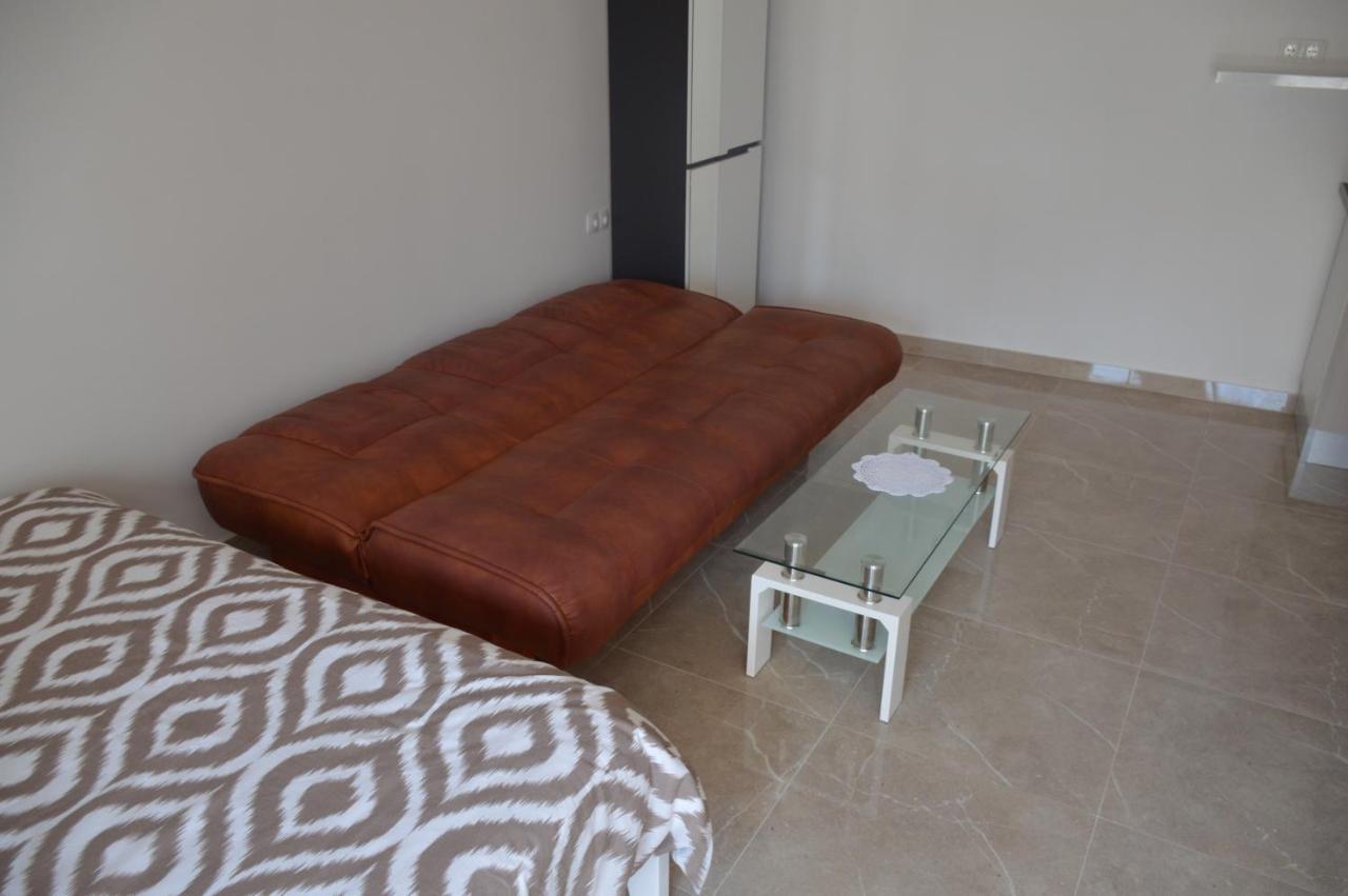 Studio Apartman Kata Prvic Sepurine Extérieur photo